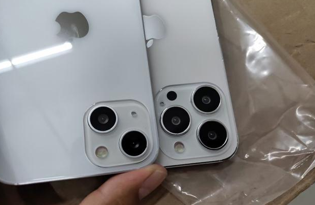 和硕苹果手机维修分享iPhone 13‌机模长什么样 